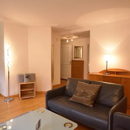 1br Near - Joy St3 R * Zurich