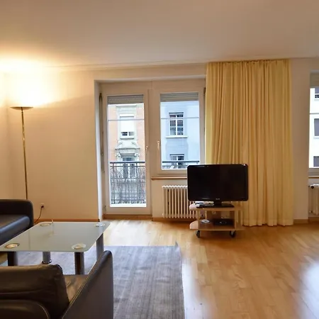 1br Near - Joy St3 R Apartment *