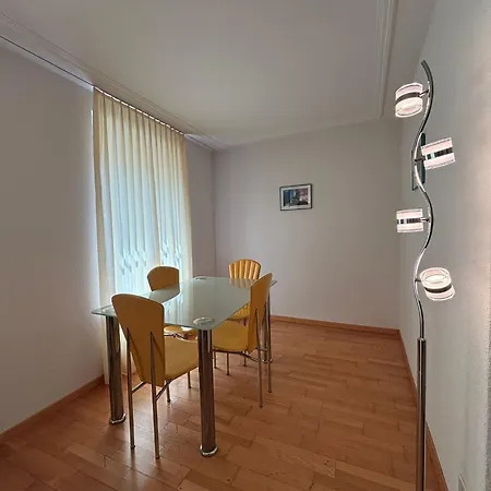 Apartmán 1br Near - Joy St3 R Curych