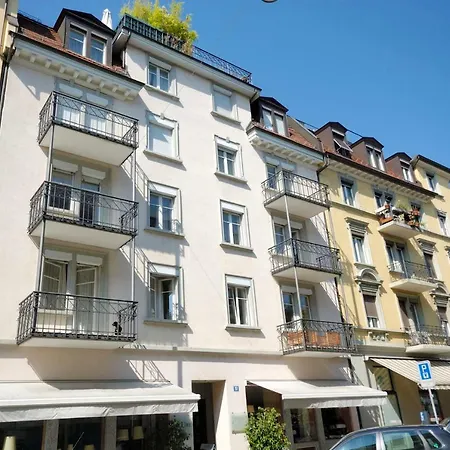 1br Near - Joy St3 R *