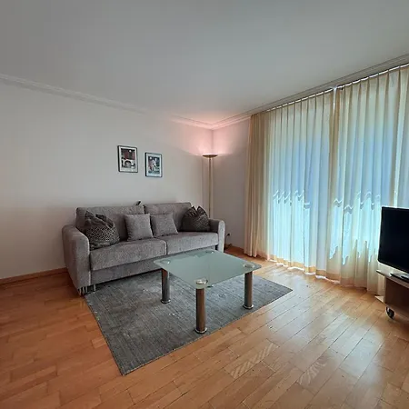 1br Near - Joy St3 R *